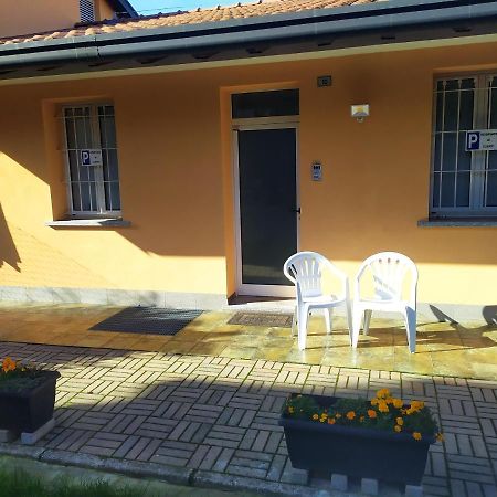La Quiete Hotel Senna Comasco ภายนอก รูปภาพ