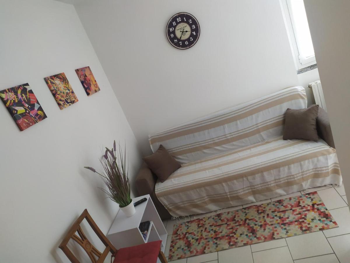 La Quiete Hotel Senna Comasco ภายนอก รูปภาพ