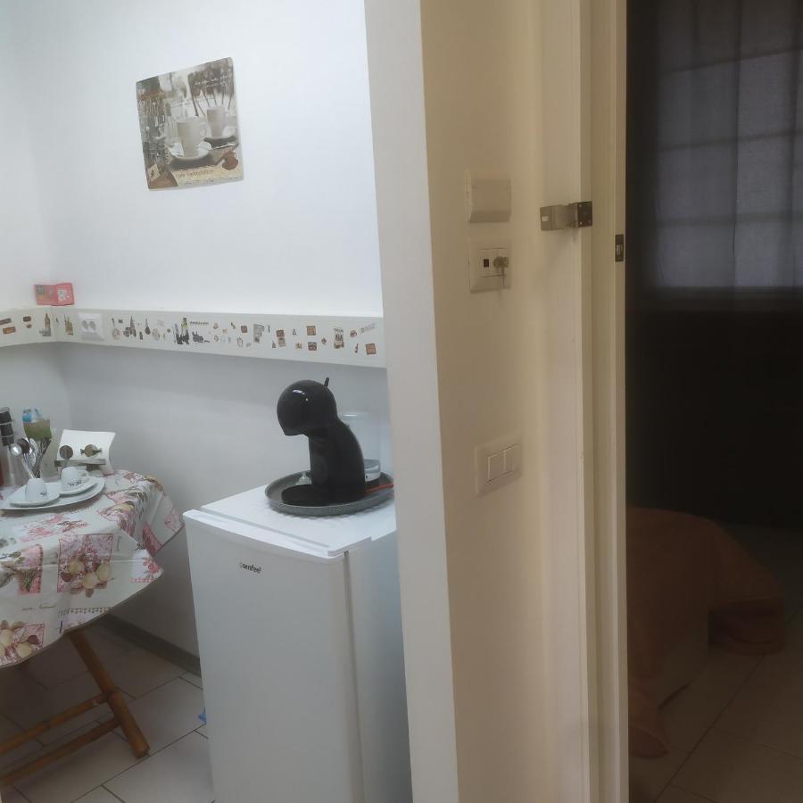 La Quiete Hotel Senna Comasco ภายนอก รูปภาพ